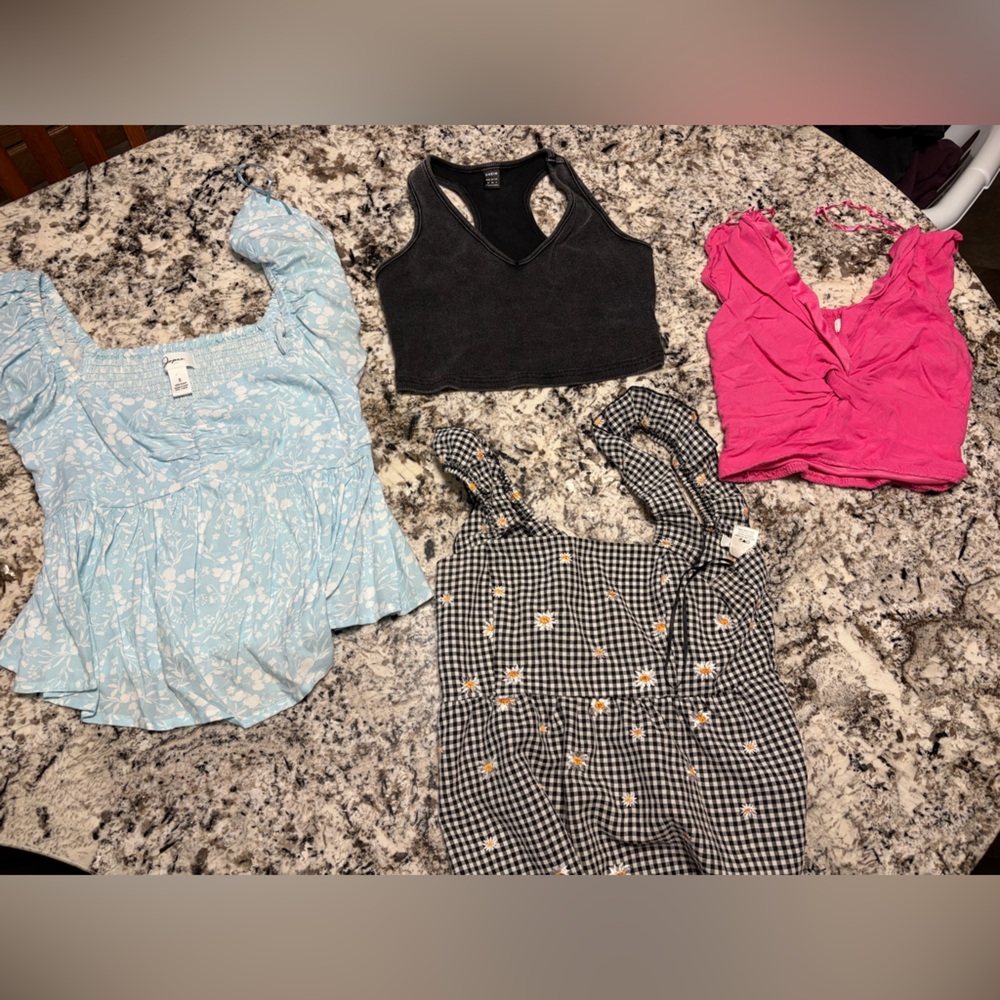 Juniors Small crop tops